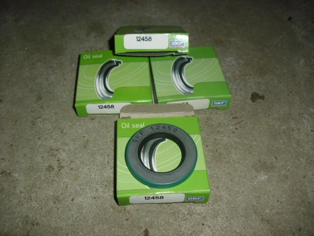 Lot of (4) SKF 12458 Oil Seal 2″ Diameter