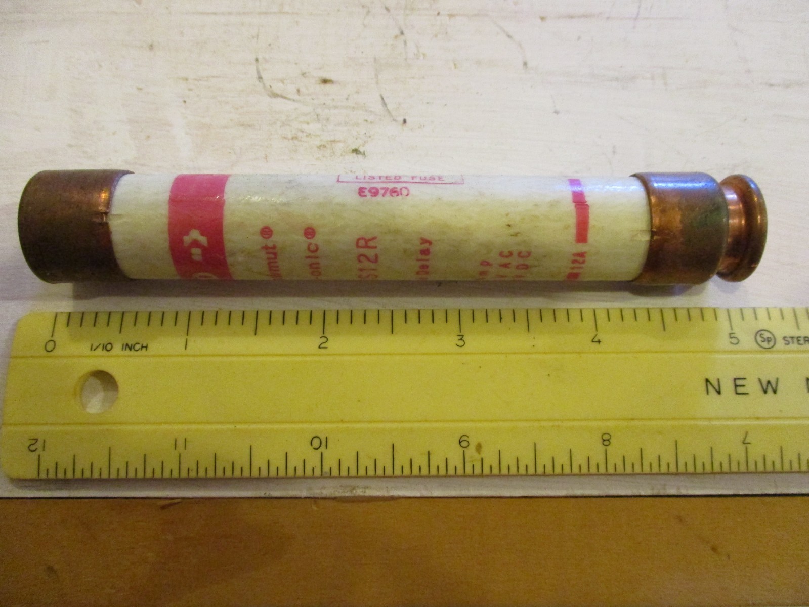 TRS12R Gould 12amp fuse. 13/16″ OD x 5″ long. Time delay. 600vac/dc