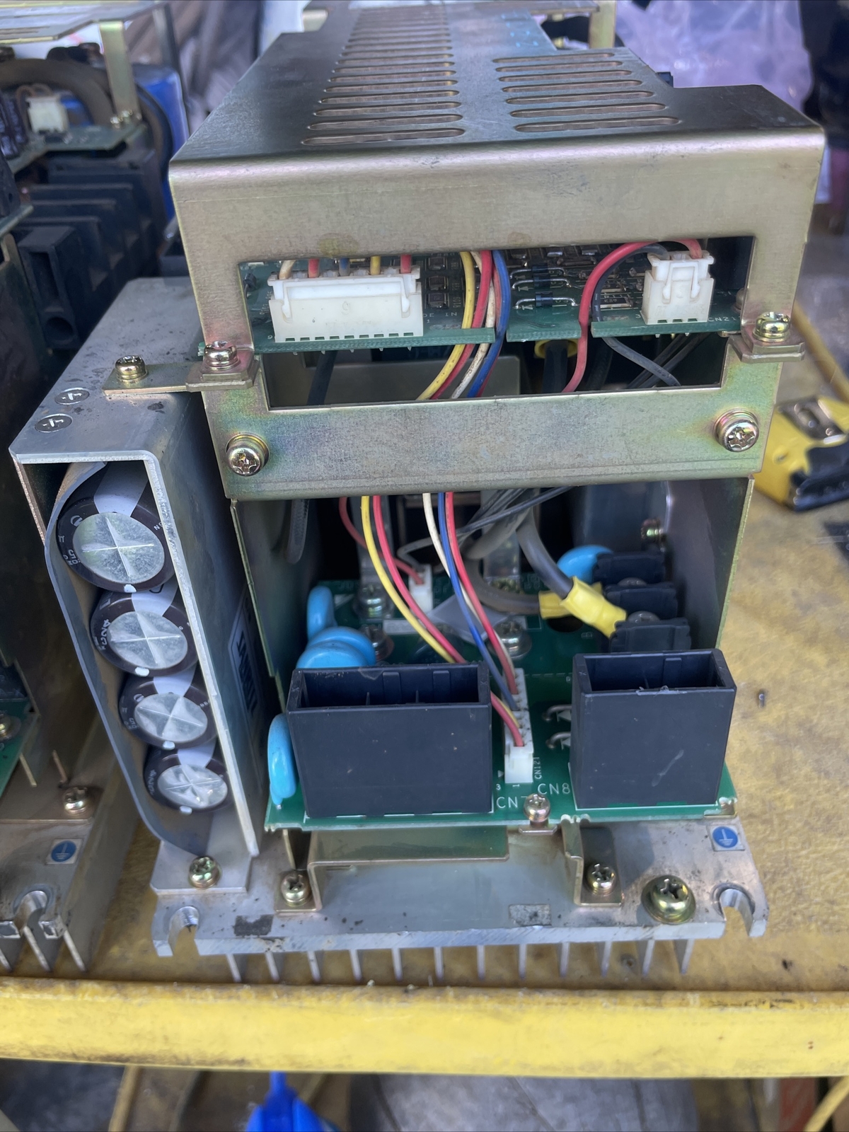 YASKAWA JUSP-ACP25JAA With JUSP-RCP01AAB or JUSP-RCP01AAD Servo Drive Controller
