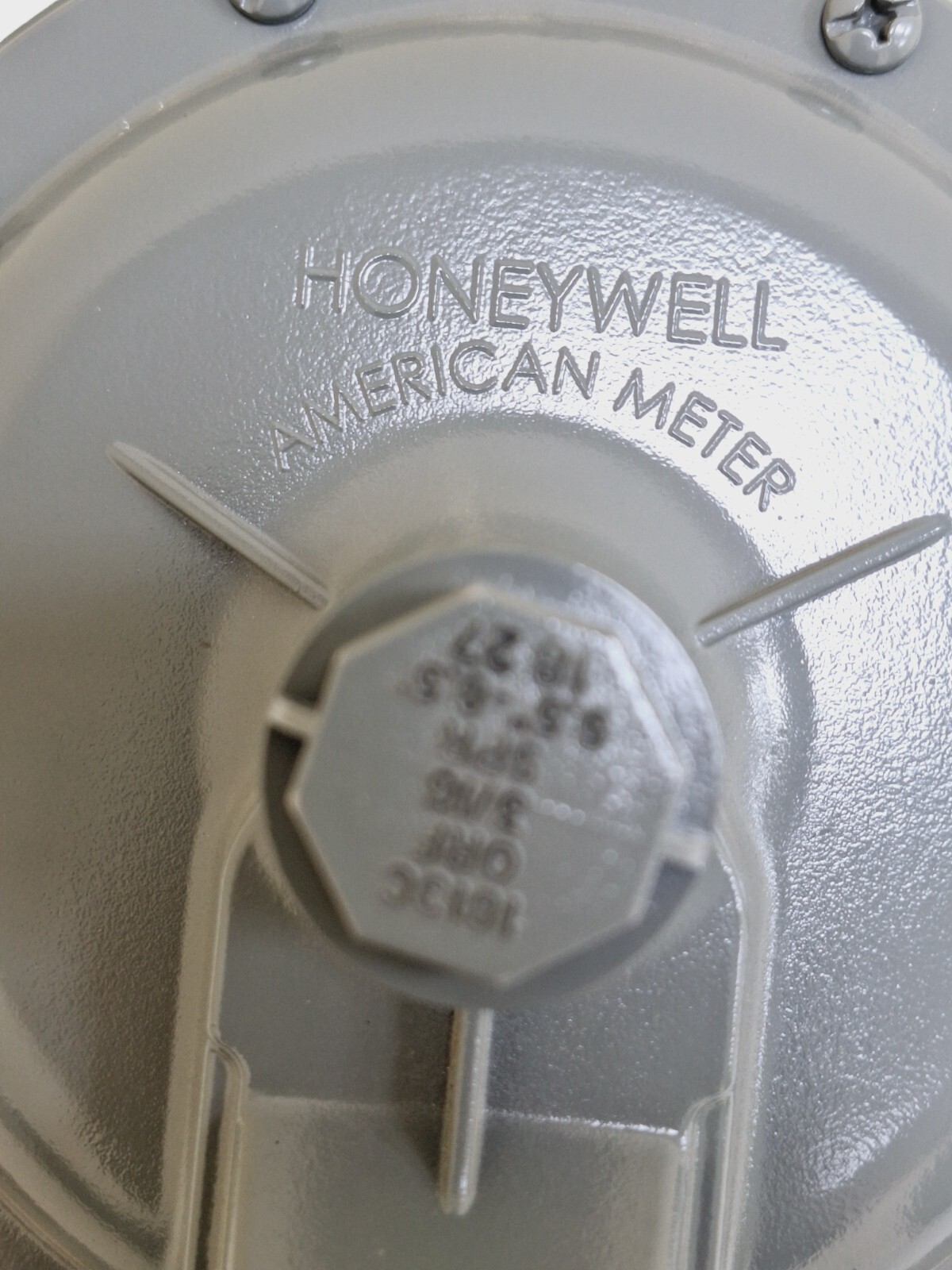 Honeywell 1813C Gas Pressure Regulator ORF 3/16 SPR 5.5″x 8.5″ (Lot of 4 pcs)