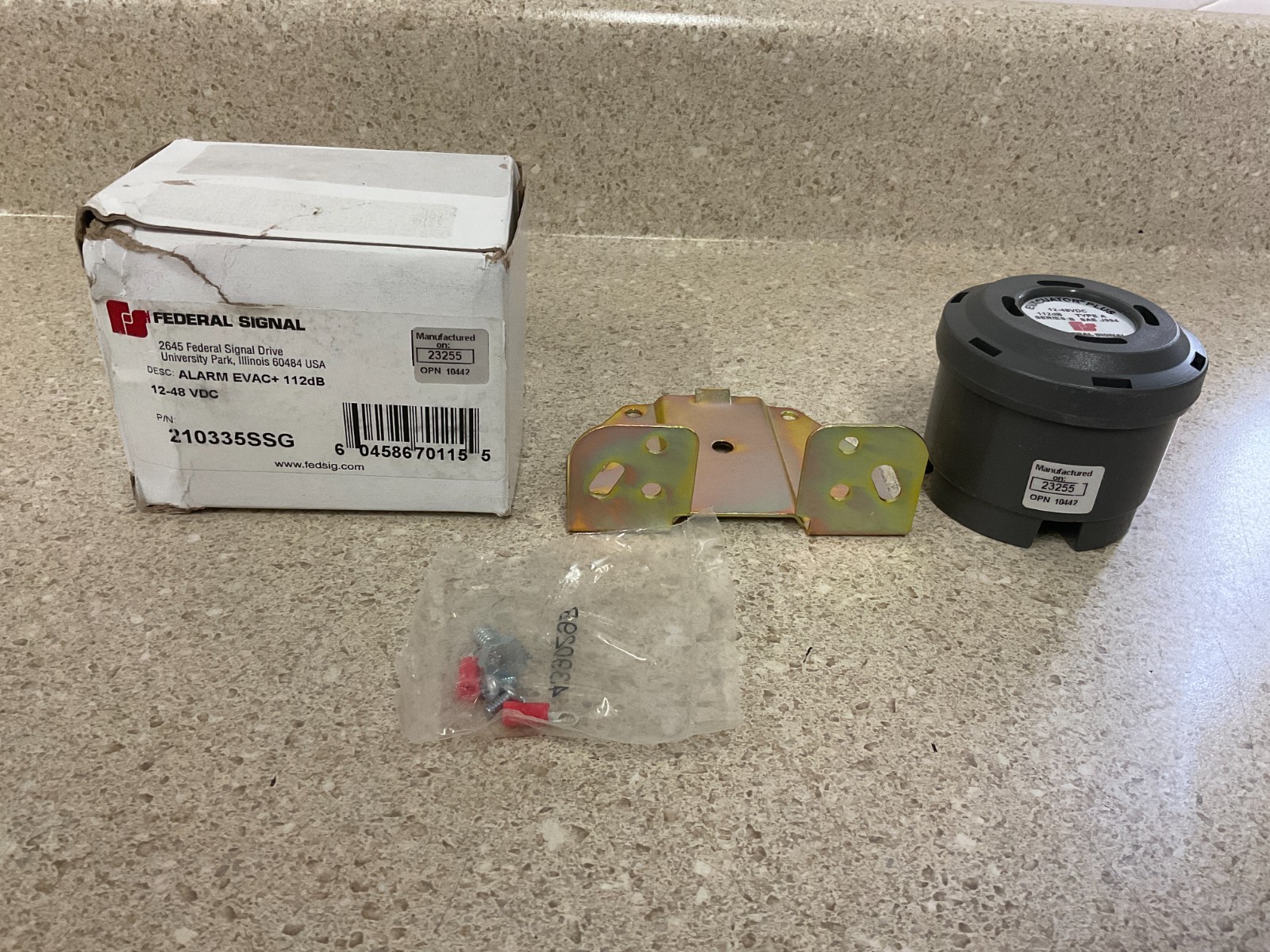 Federal Signal 210335SSG EVAC Alarm 112dB NEW