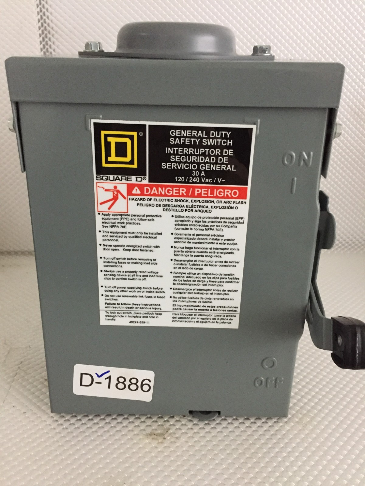 SQUARE D D221NRB 30 AMP 240 VOLT SINGLE PHASE OUTDOOR DISCONNECT..D-1886