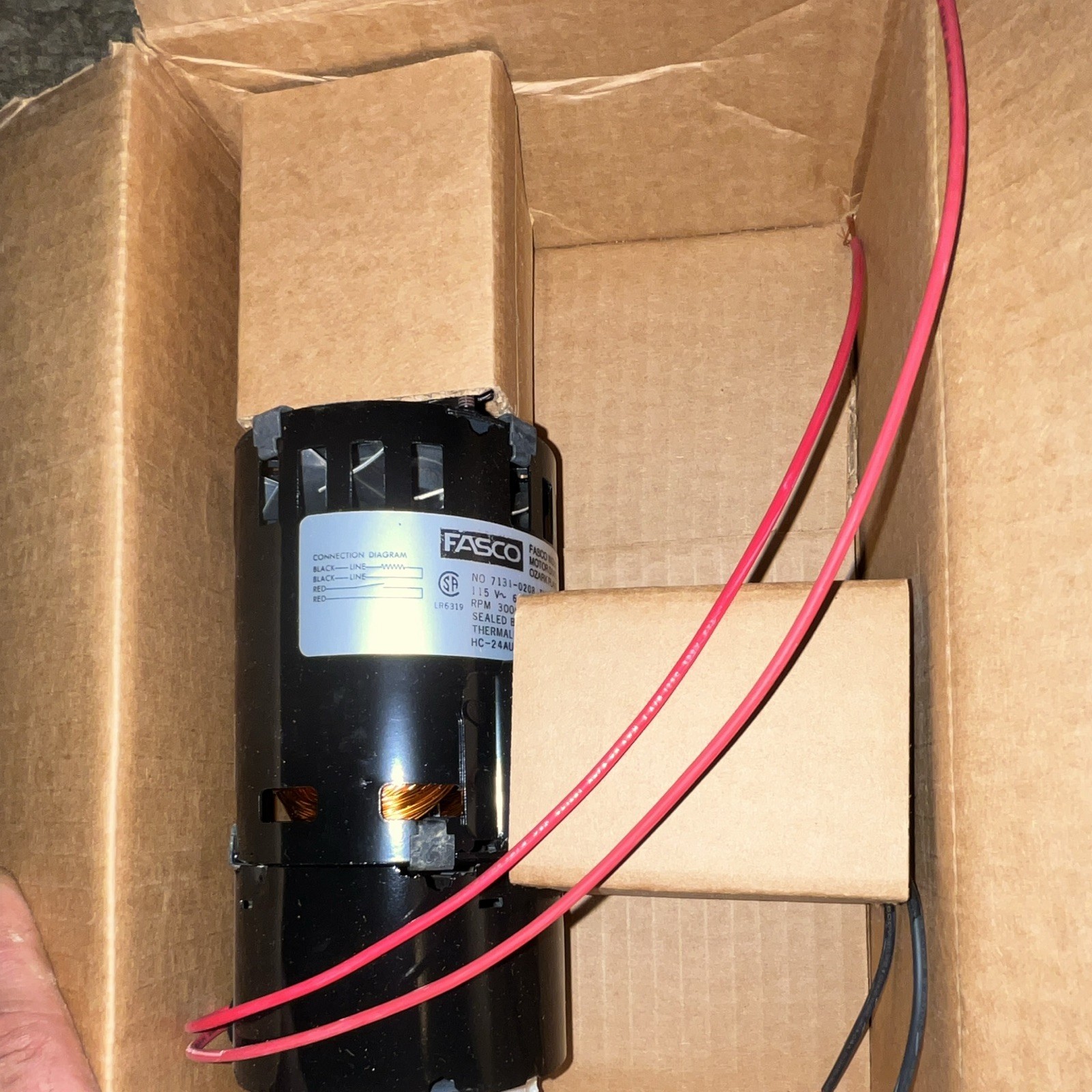 FASCO 7131-0208 / HC24AU600 115V 1/6 HP 3000 RPM 1.9A Carrier Motor