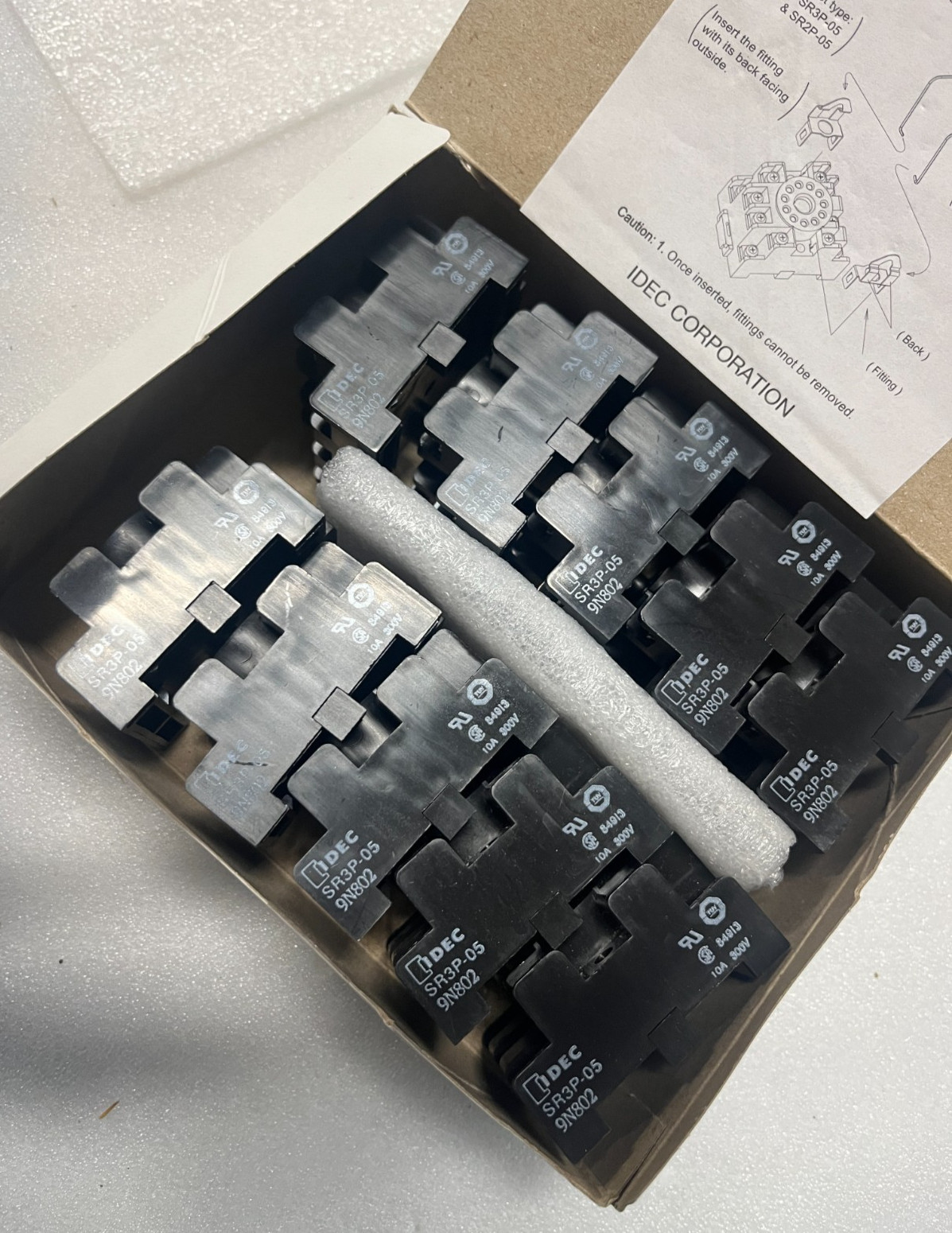 New Lot of 10 IDEC SR3P-05 Relay Socket 9N802