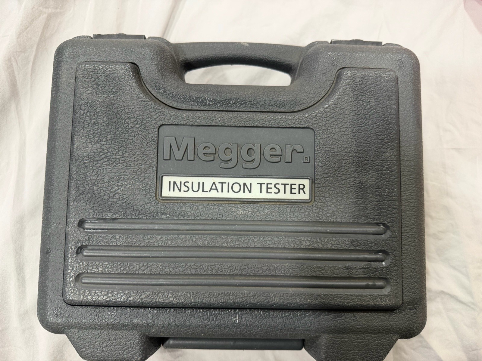 Megger MIT400 1KV Insulation Resistance, Continuity Tester Multimeter