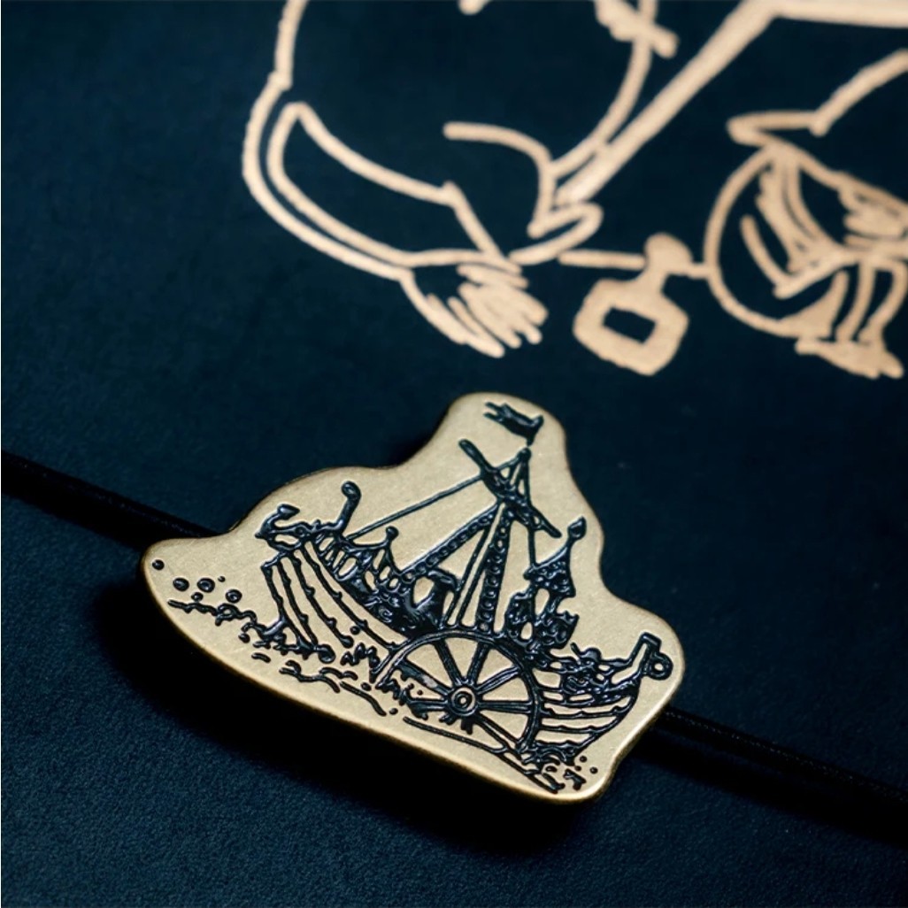 TRAVELER’S notebook Limited Set MOOMIN from the book The Exploits of Moominpappa
