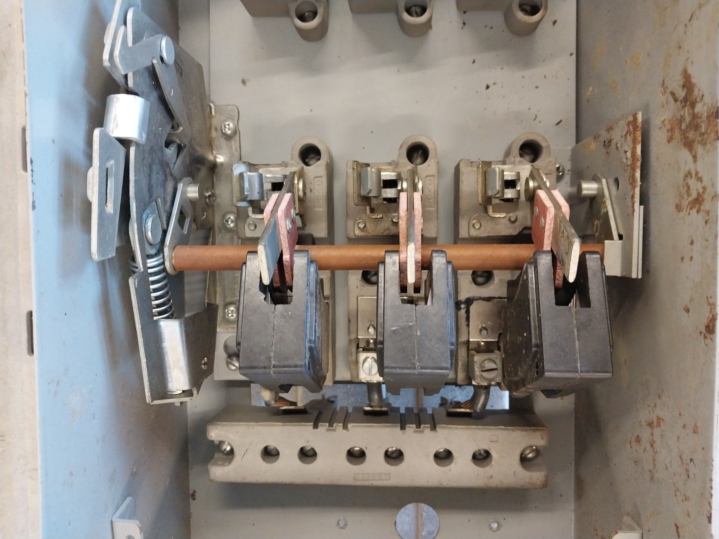 Federal Paciific Electric NO SP1132 100 Amps 240 Volts 3 Poles Fusible Switch