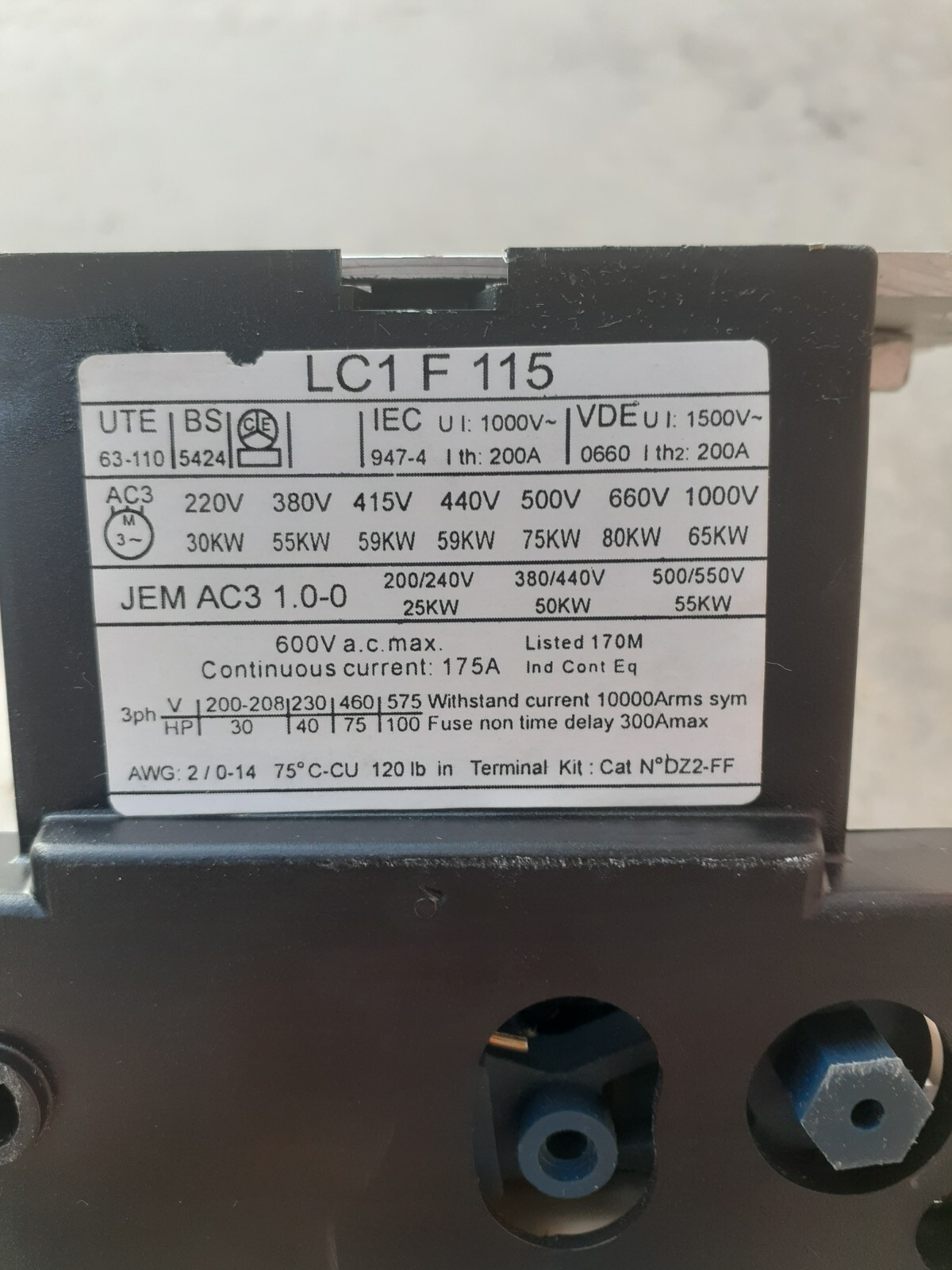 Contactor, UL 175A,600V,3 Pole; IEC 200A 1000V;110V 50/60Hz coil, aux contact