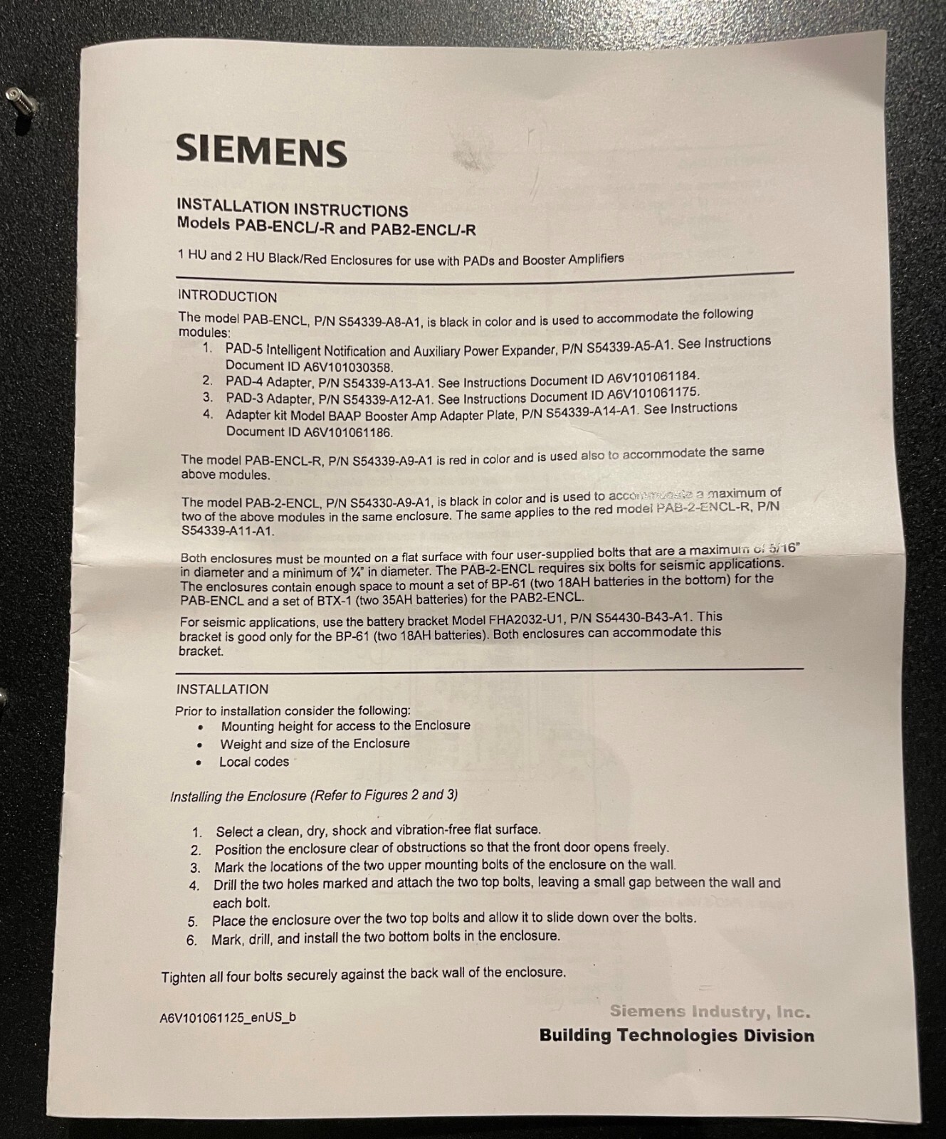 Siemens Locking Panel With Key, 5 3/4″ Deep 16″ Wide 40 1/2″ Tall S54339-A10-A1
