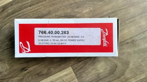 1PC- Danfoss 060G1107 Pressure transmitter, MBS 3000, 0.00 bar-100.00bar- NEW