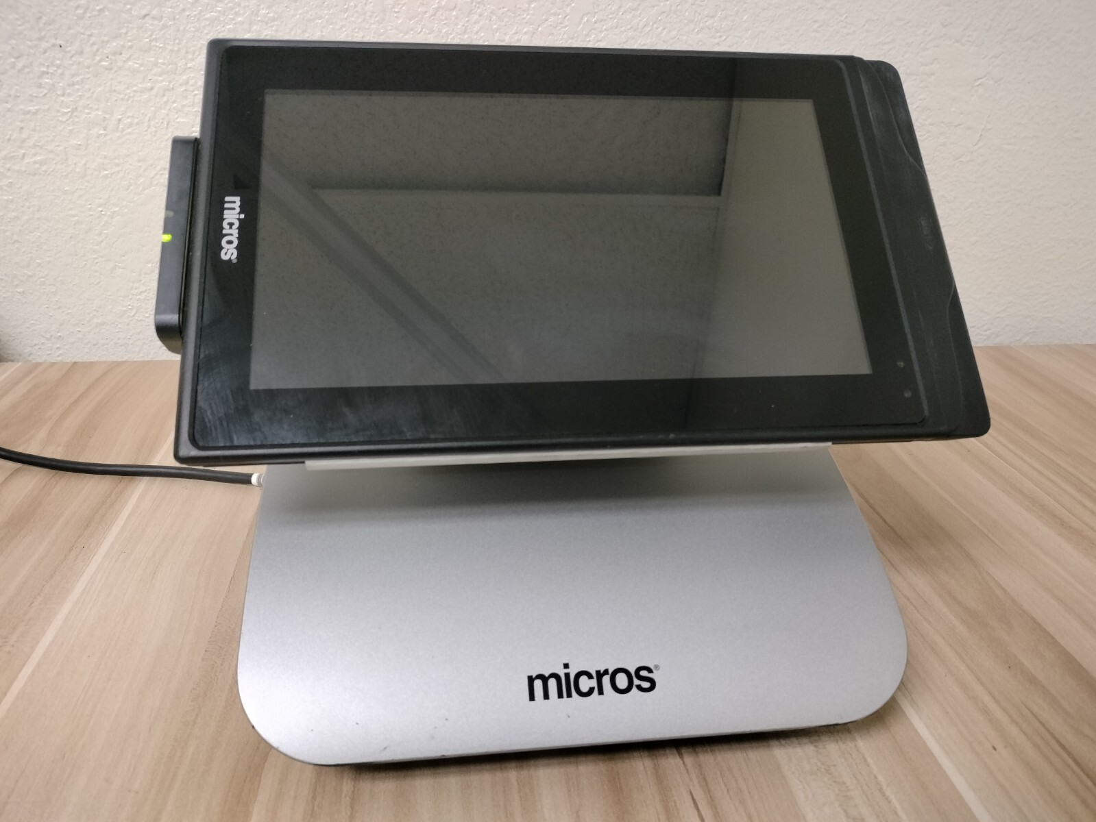 Oracle Micros mTablet/mStation 400374-020 POS Terminal