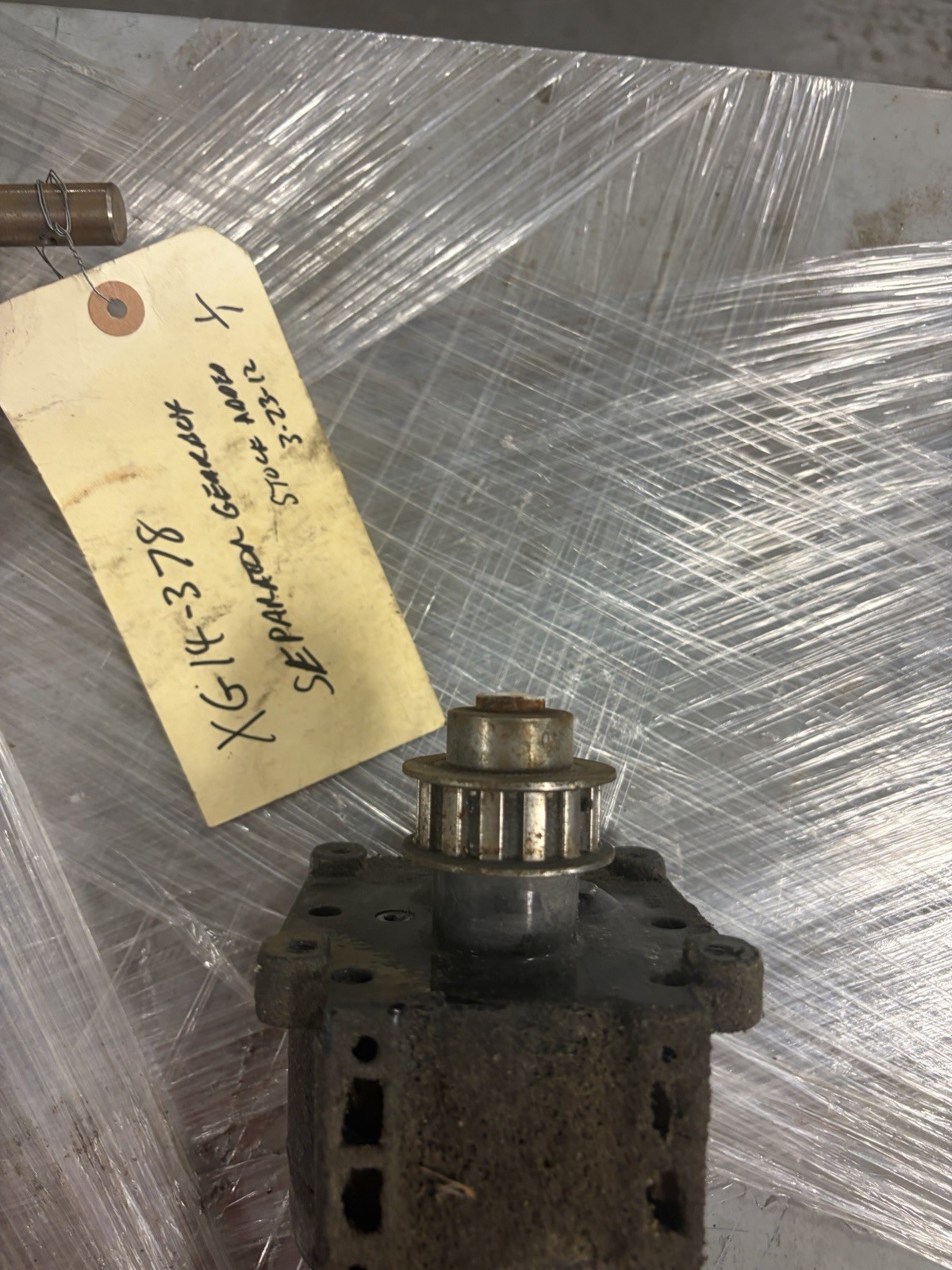 Bison 507-01-156 Gear Motor 1.33A 90/130V USED
