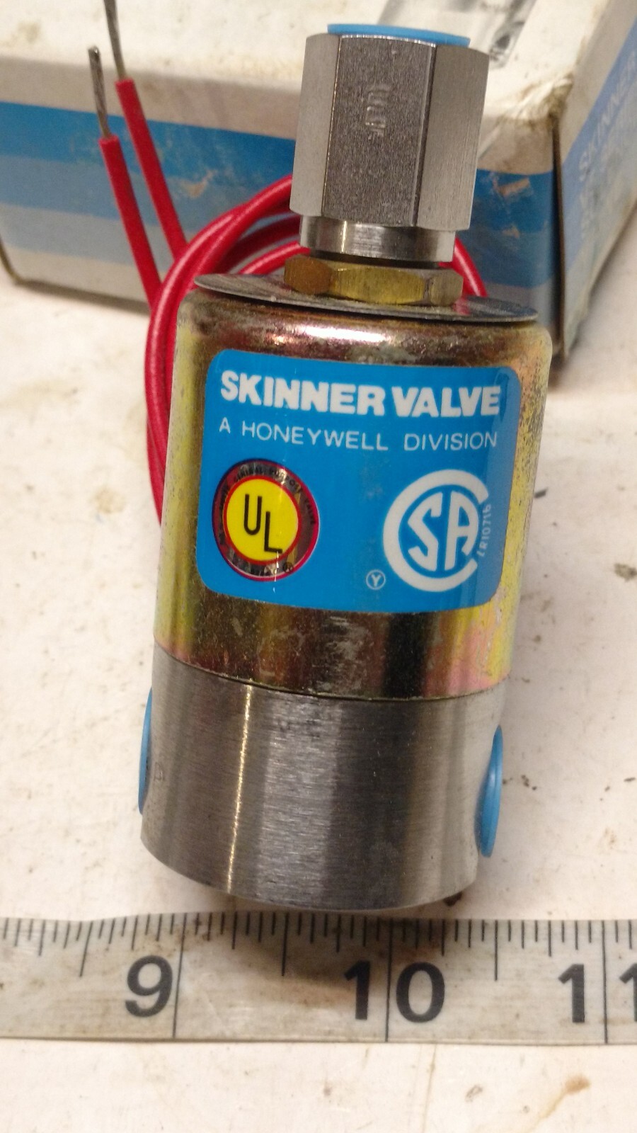 Honeywell Skinner V53DB2020 Solenoid Valve 3-Way NC 24Vdc 20 PSI 1/4″ NPT