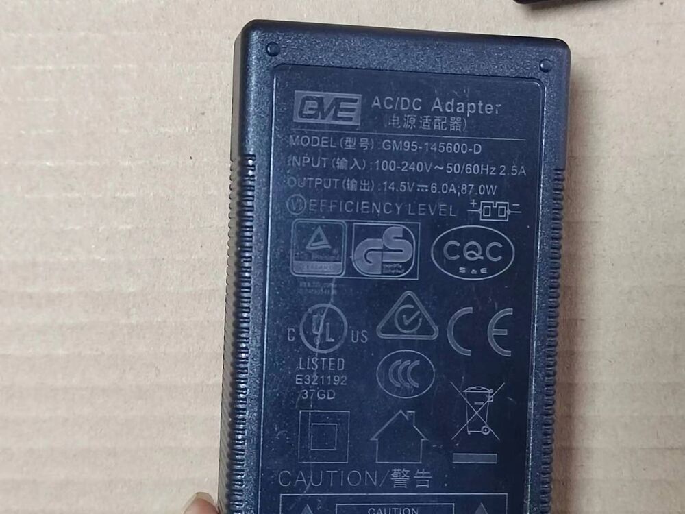 1X GM95-145600-D 14.5V 6.0A 87W 12/24V Car Refrigerator Power Adapter