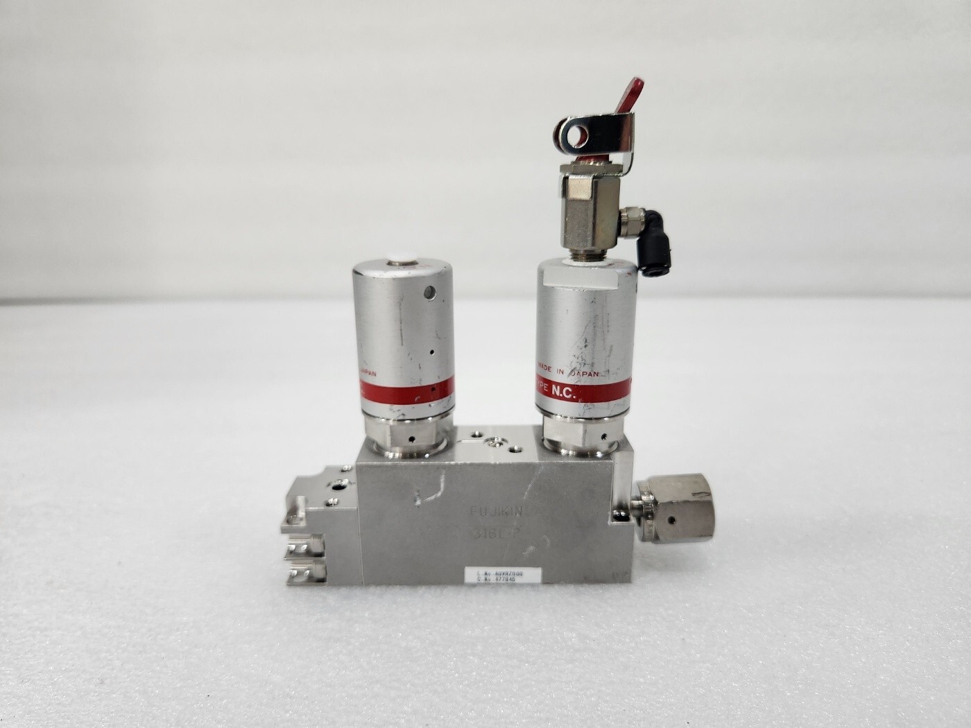 FUJIKIN VALVE C.NO.477945