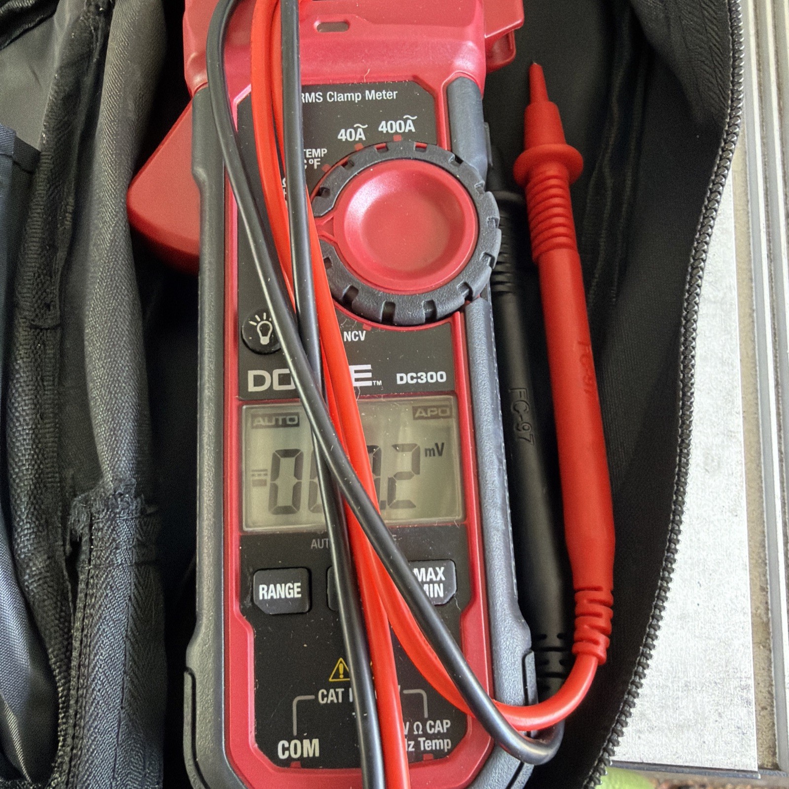 DOYLE 400A AC True-RMS Auto-Ranging Digital Clamp Meter