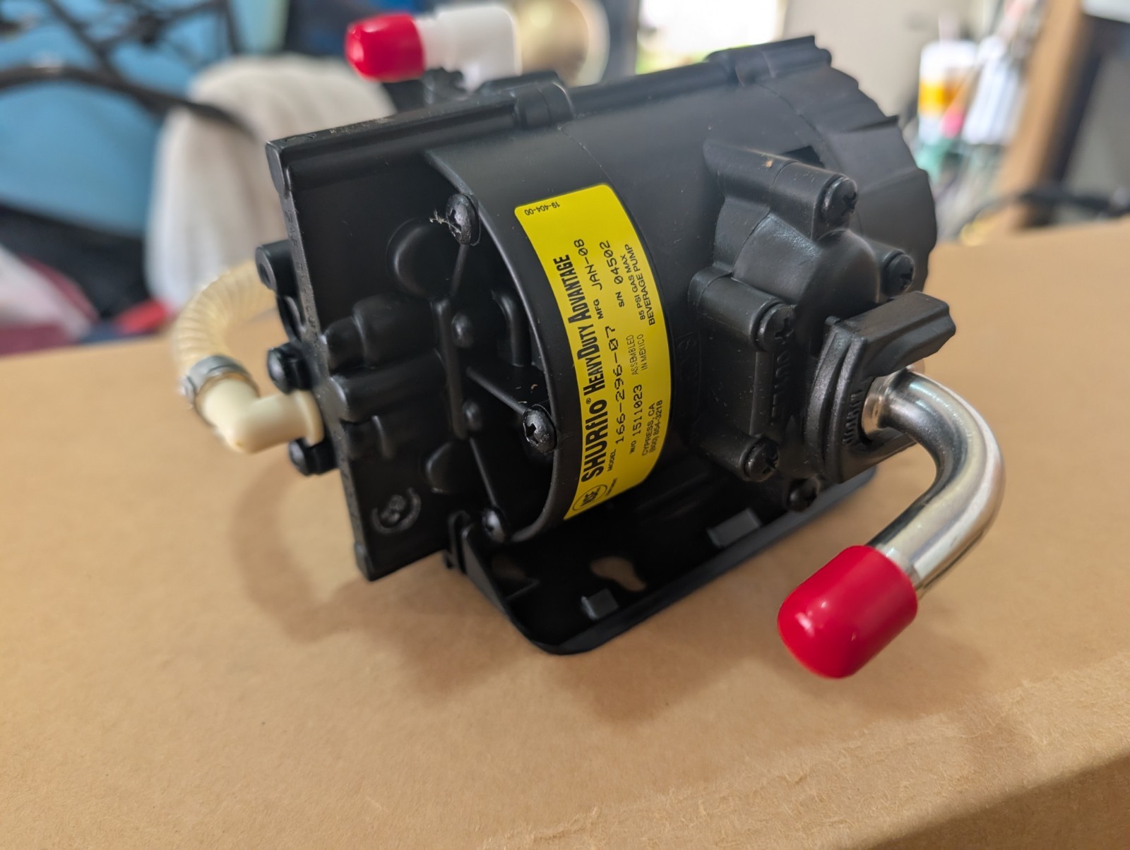 SHURFLO Gas Single Diaphragm Pump 2.3 GPM 85 psi 1/4″ Poly 166-296-07
