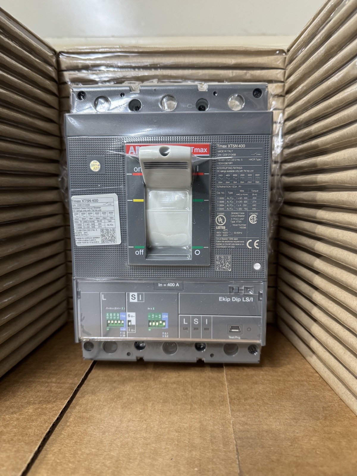 NEW TAKE OUT IN BOX ABB SACE TMAX XT5 N 400 Circuit Breaker