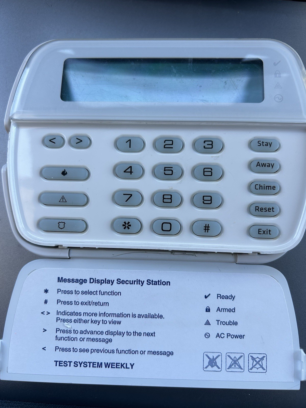 DSC PowerSeries PK5500 64-Zone LCD Full-Message English Keypad w819