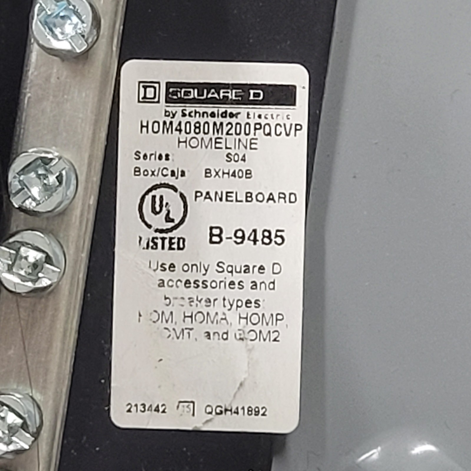 Square D HOM4080M200PQCVP Homeline Load Center,Type 1,200A, 1 Phase, w/QOM2200VH