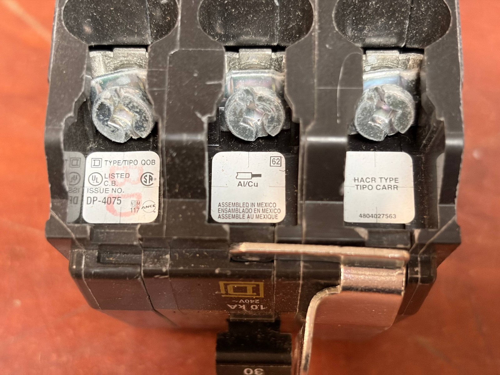 Square D QOD330 Circuit Breaker QOD 30A 3 pole 240VAC 10kA Bolt On