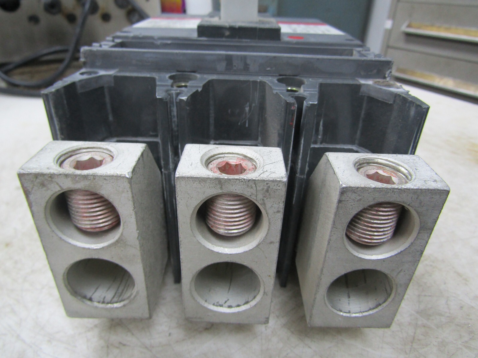 💥GE SPECTRA RMS 400A CURRENT LIMITING CIRCUIT BREAKER SGLA36AT0400 W/ 400A TRIP