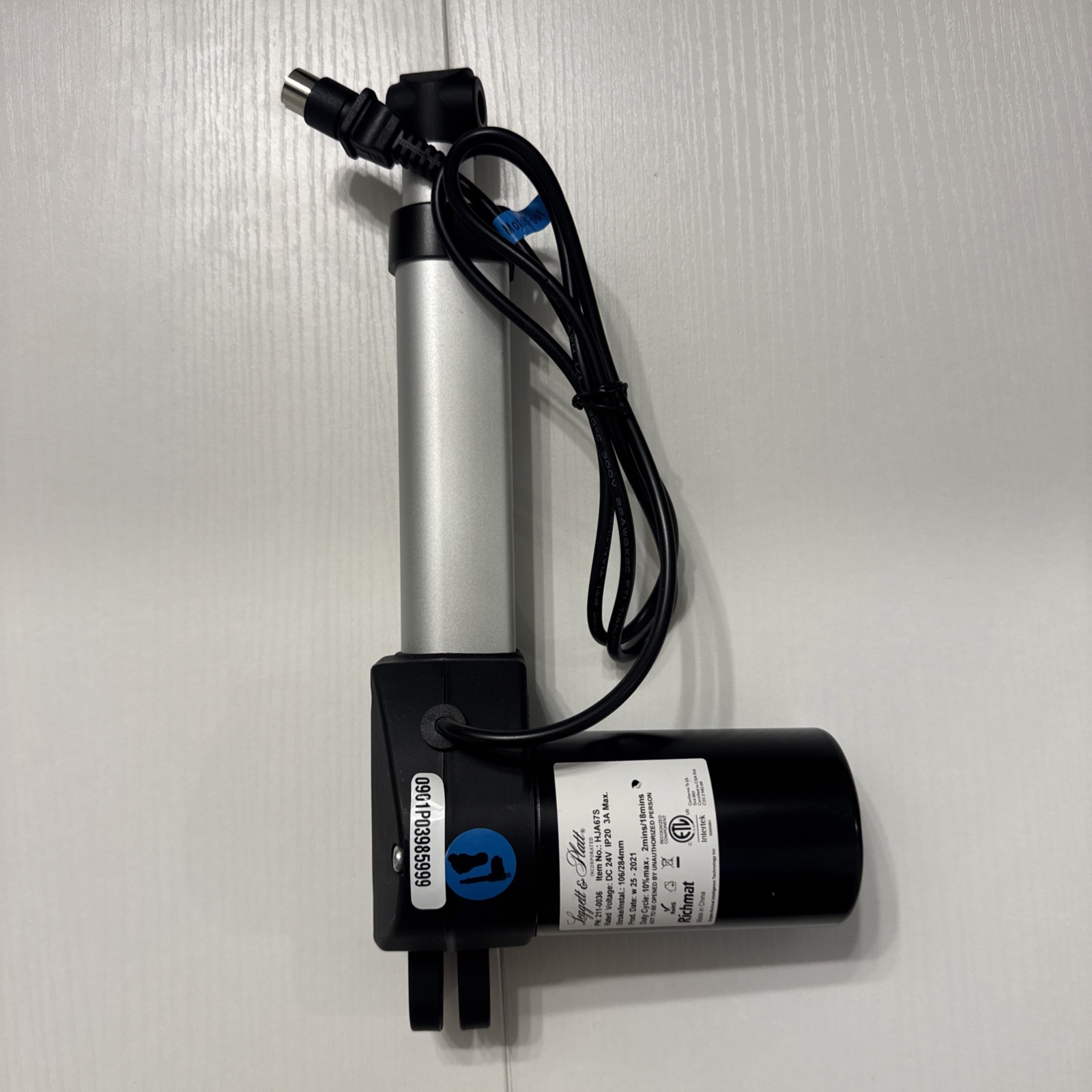 Richmat PN-211-0036 HJA67S Actuator 24V Leggett Platt 4-Pin FOOT Motor