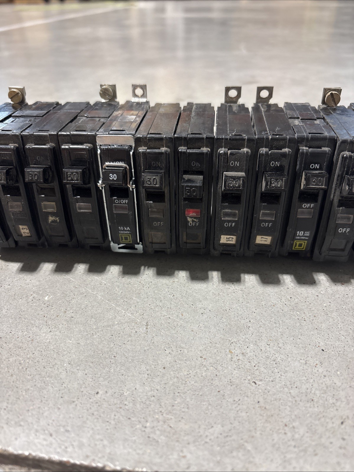 Lot Of 15 Square D QO130 Miniature Circuit Breaker 30 A, 1 Pole, 120/240 VAC