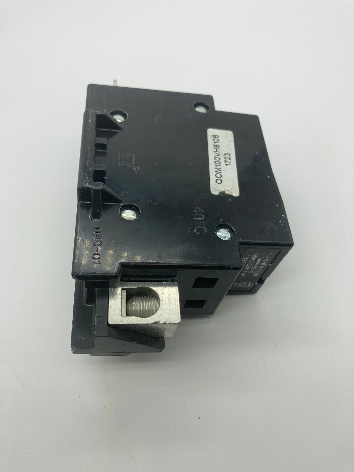 Square D QOM100VH8106 22kA 2 Pole 100 Amp QOM1 Bolt On Main Circuit Breaker NOS