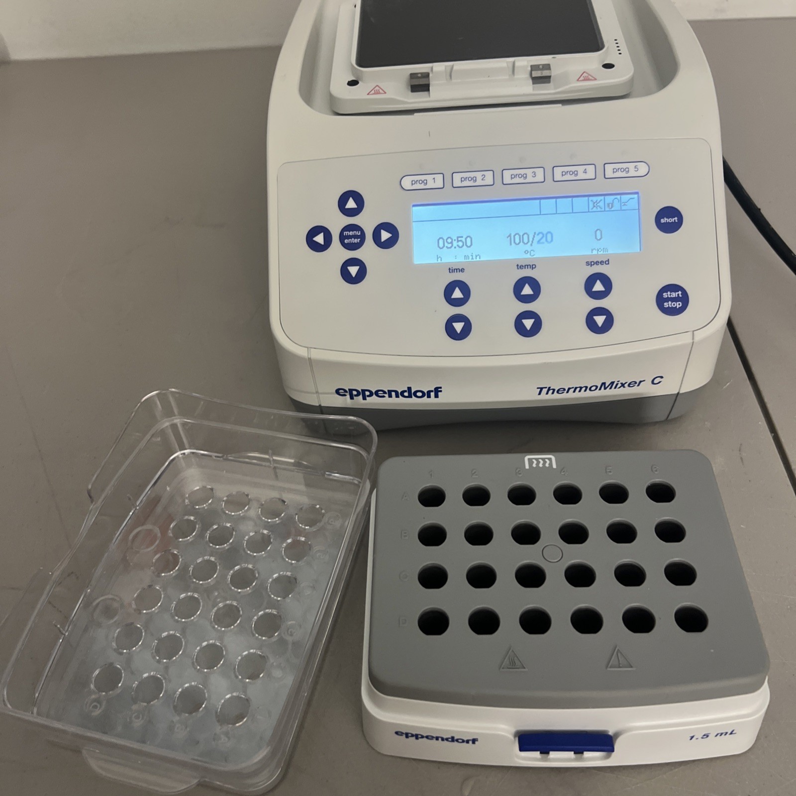 Eppendorf 5382 ThermoMixer C Mixer Shaker W/ 1.5mL tube- Tested Working-PLZ READ