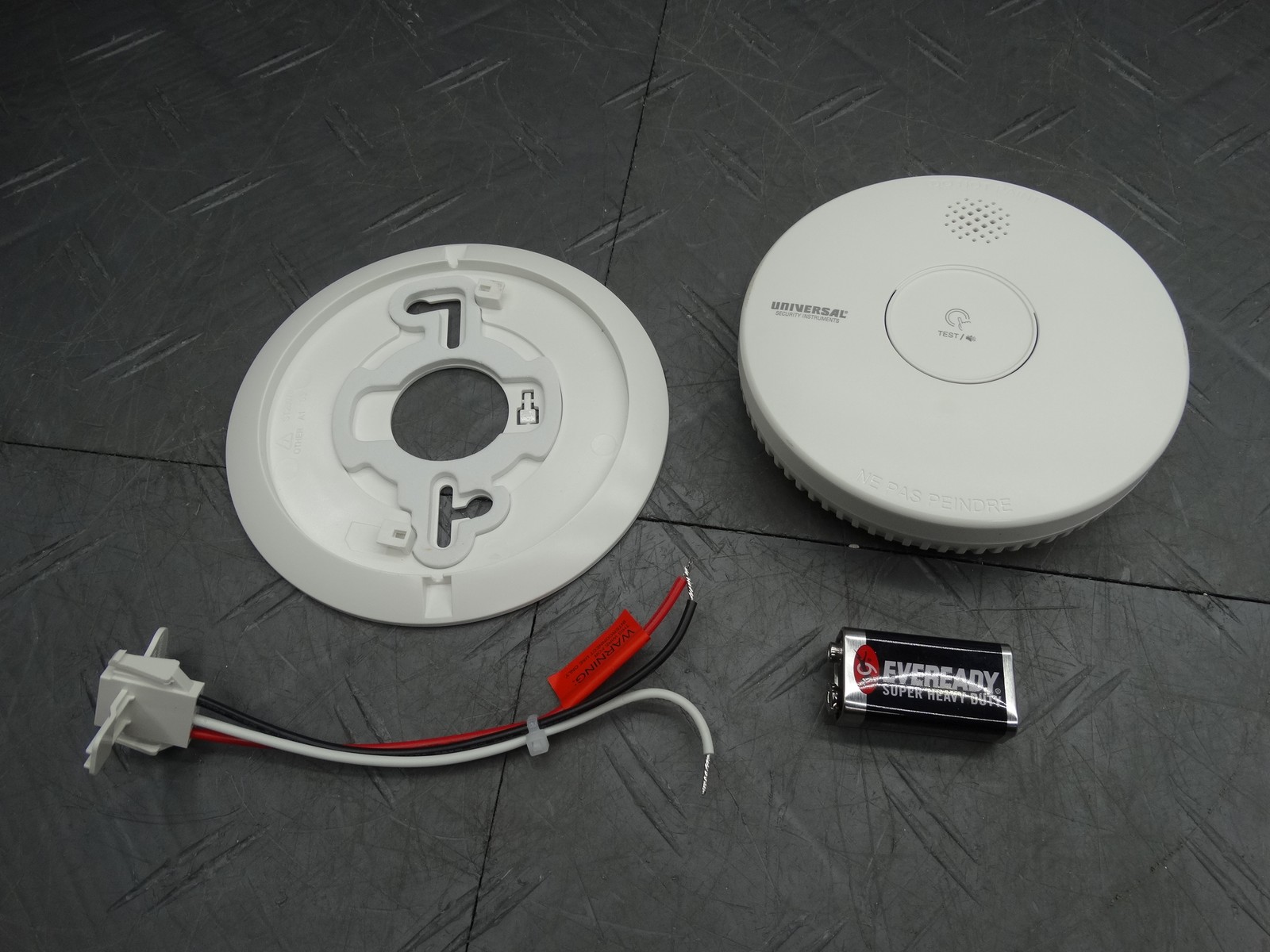 Universal Security Instruments Hardwired & 1-Year Battery Backup Smoke Detector