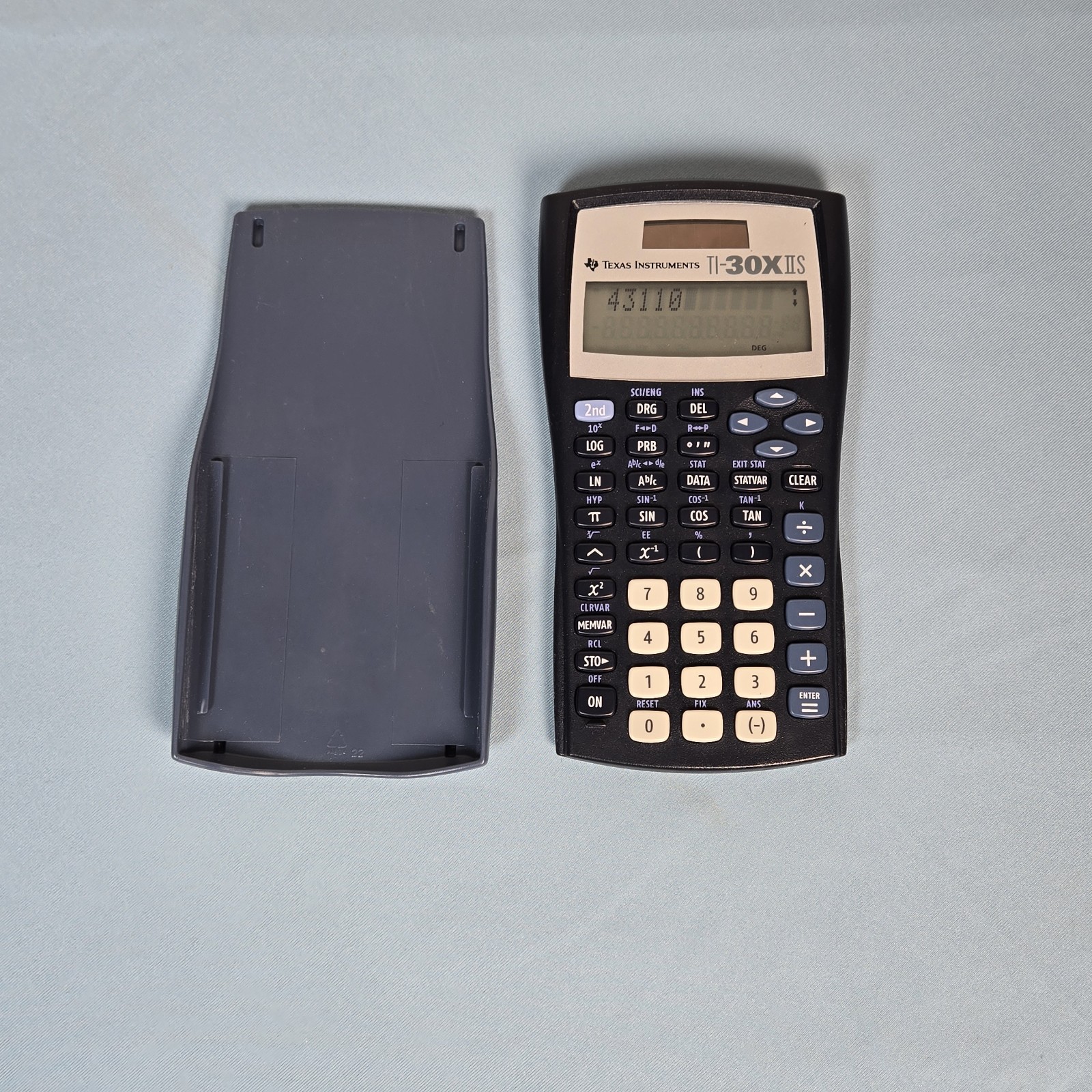 Texas Instrument TI-30X II S Calculator Tested Works Black w/ Blue cover Math