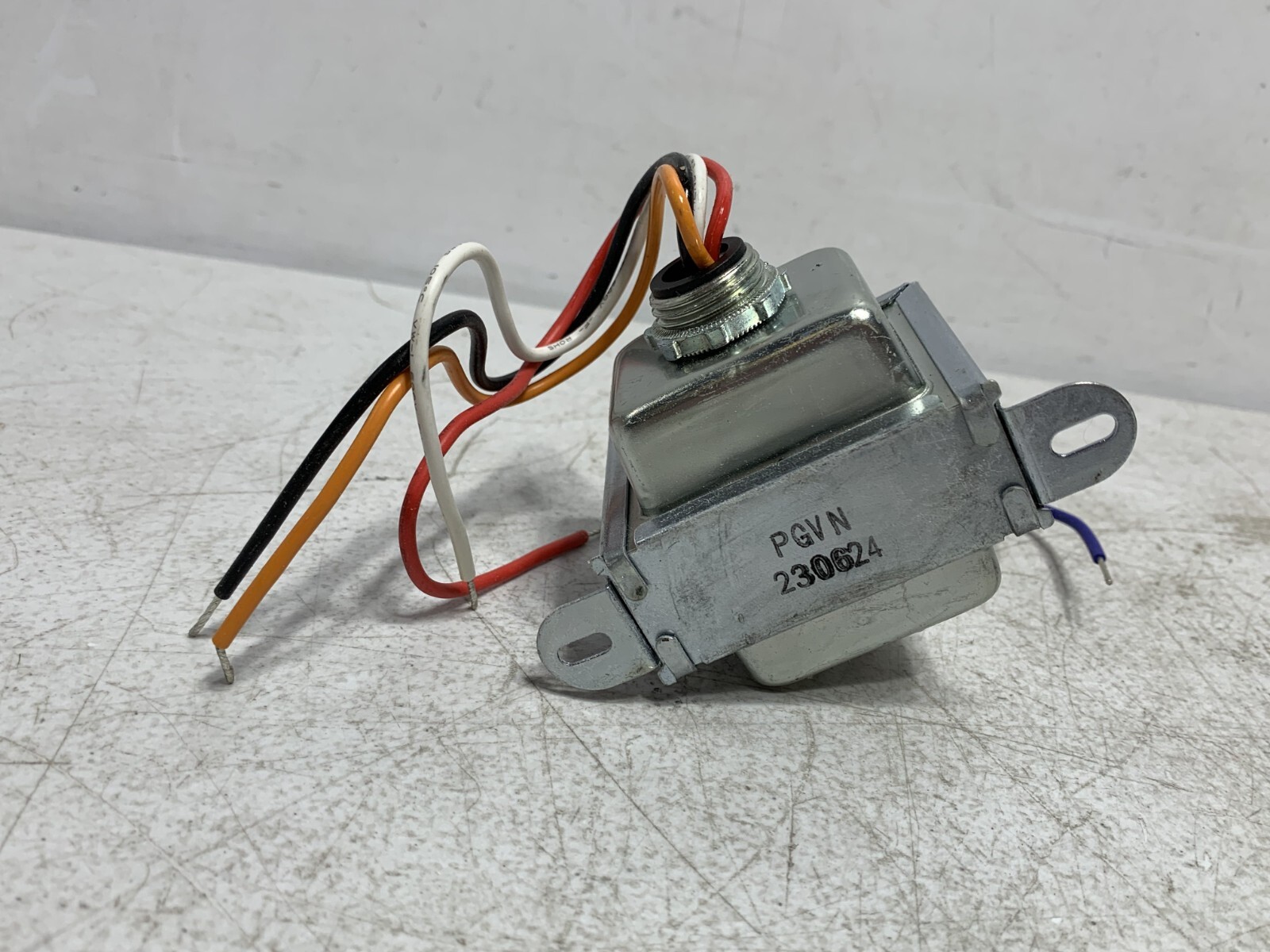 Supco SXT106 Transformer 120/208/240 Volts 40VA Multi-Mount