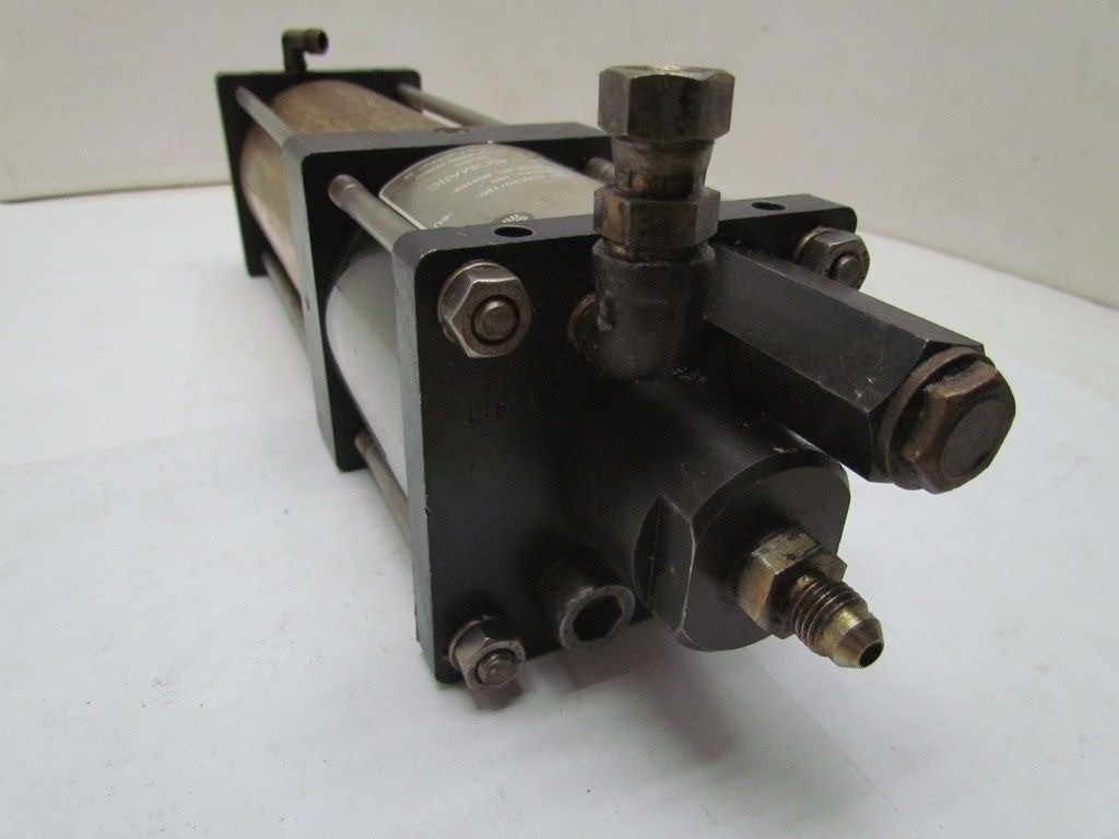 Samsomatic DVB80/120-7.4-SU 7.4:1 Air to Hydraulic Amplifier Spindle Positioner