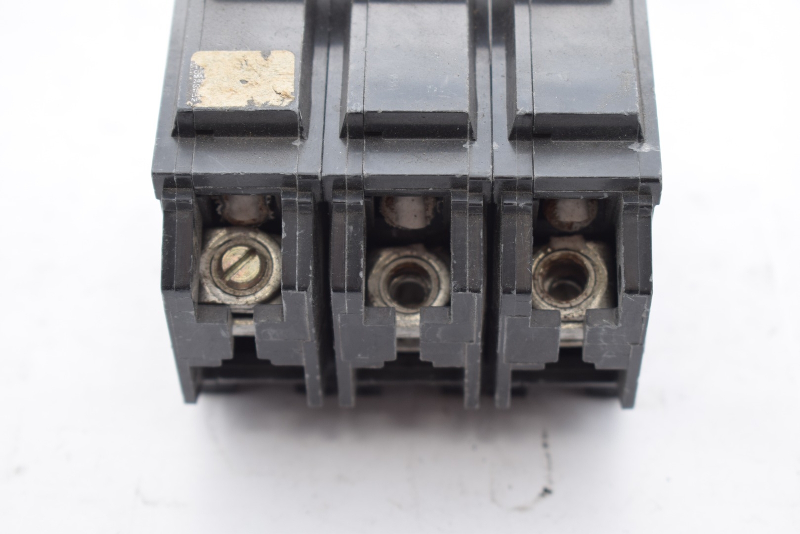 GE G439 30 Amp Circuit Breaker Internal Common Trip
