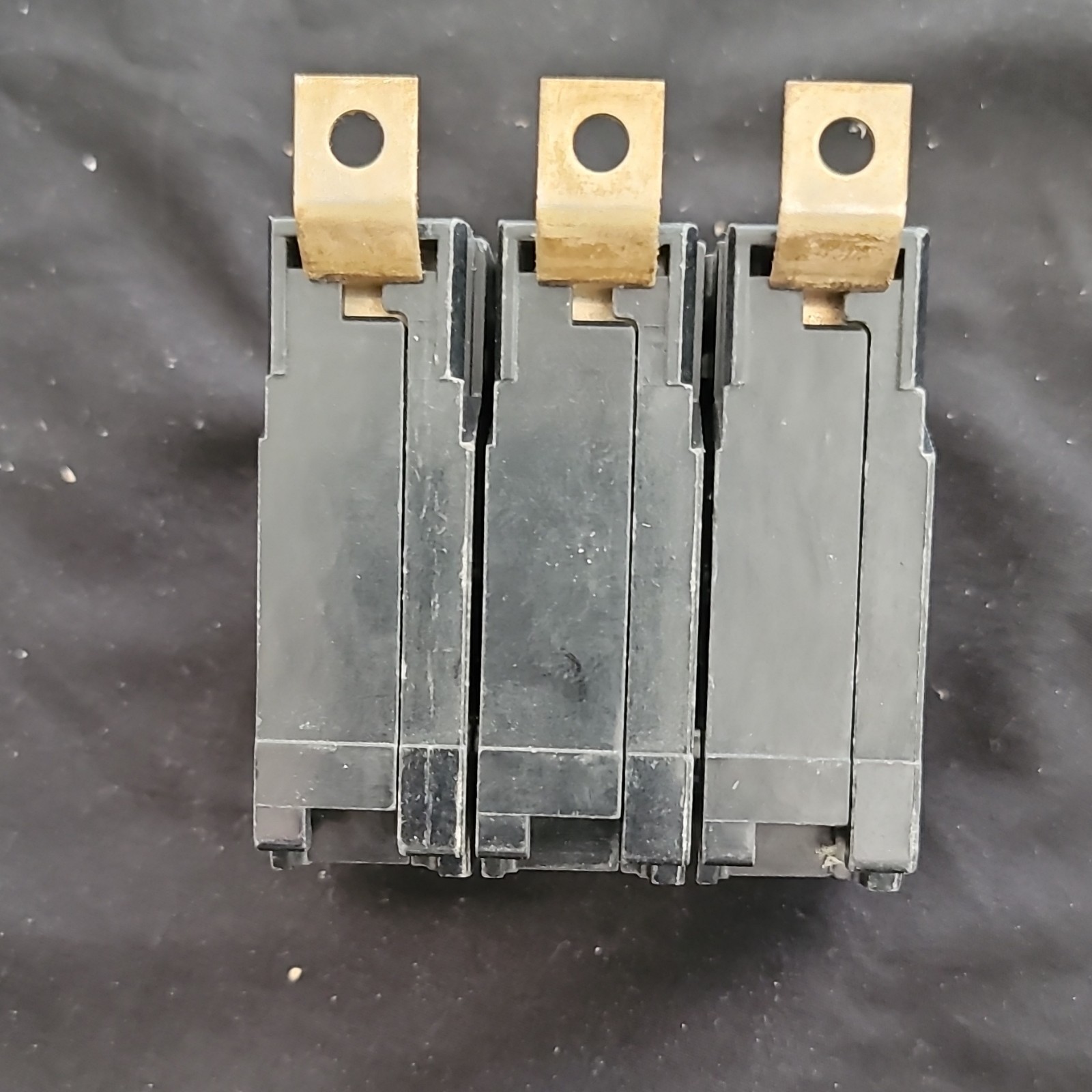 Eaton Type BA BAB3100H 3-Pole 100A 240V AC Common Trip Circuit Breaker