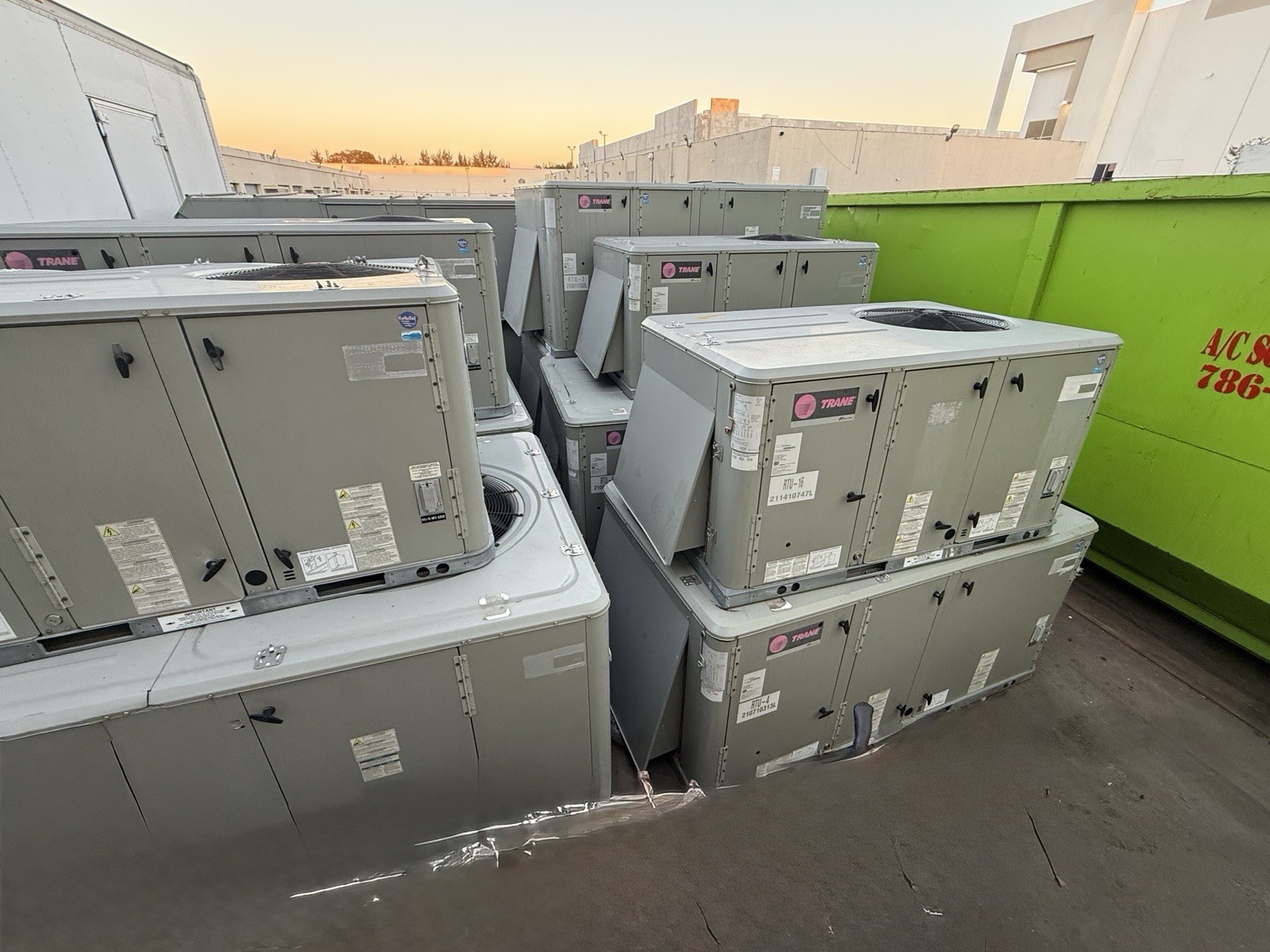 Trane Rooftop Air Conditioner THD240G4RRD16H9C5A1A6B00HA Cooling Heating 3 Phase