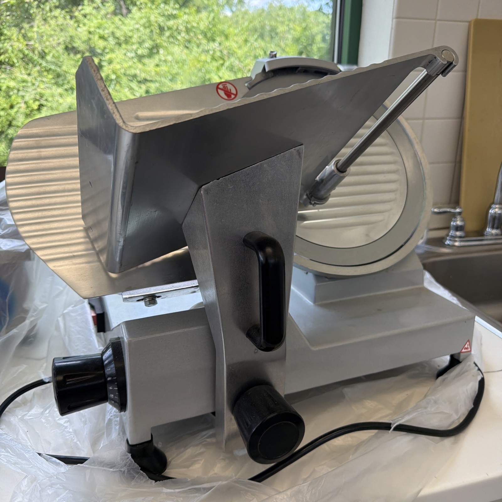 Commercial Electric Meat Slicer 12″ Food Cutter 320W 1600RPM Deli Cheese Slicer