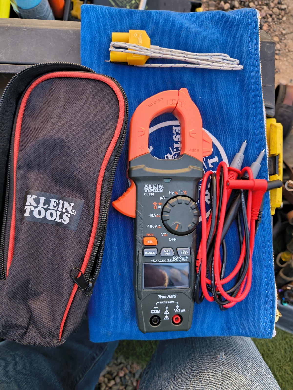 Klein Tools CL390 400A AC/DC True RMS Digital Clamp Meter CAT III 600V