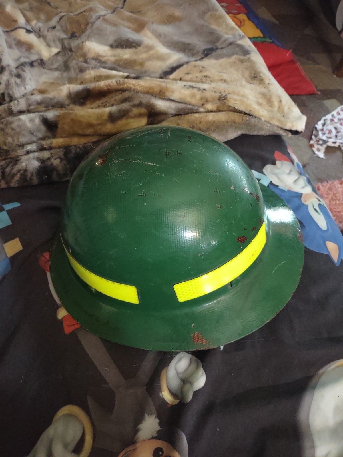MSA Skullgard Full Brim Construction Hard Hat fiberglass safety Class G