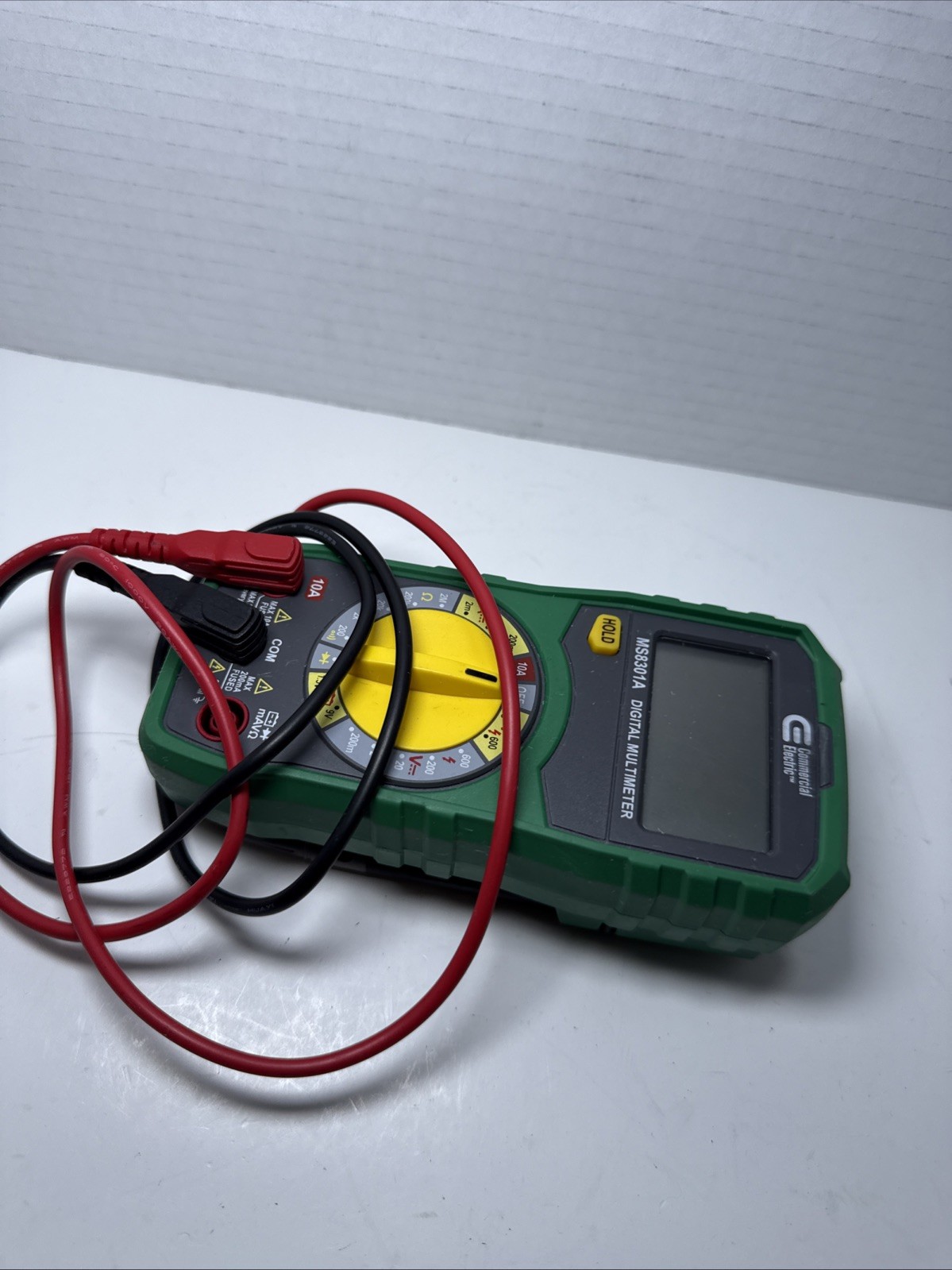 Digital Multimeter AC DC Voltmeter Ammeter Ohmmeter Volt Tester Meter MS8301A