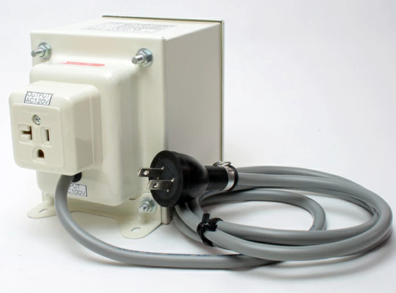 NISSYO NDF-1800U Voltage Down Transformer 110V 120V 130V to 100V 1800W Japan