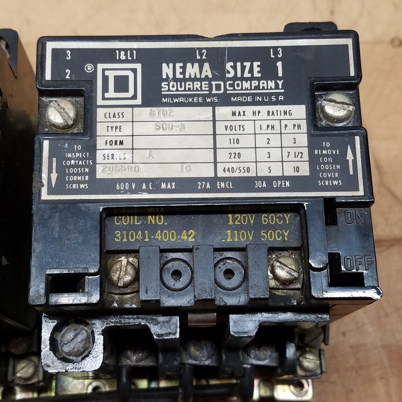 Square D 8702-SCO8 Contactor, Series A, Nema Size 1, 31041-400-42 Coil Number