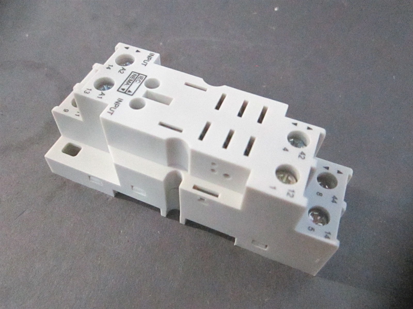 (1FC13) 300V 16A DIN Rail/Screw Terminal Mount Square 8 Pin Relay Socket – Qty 5