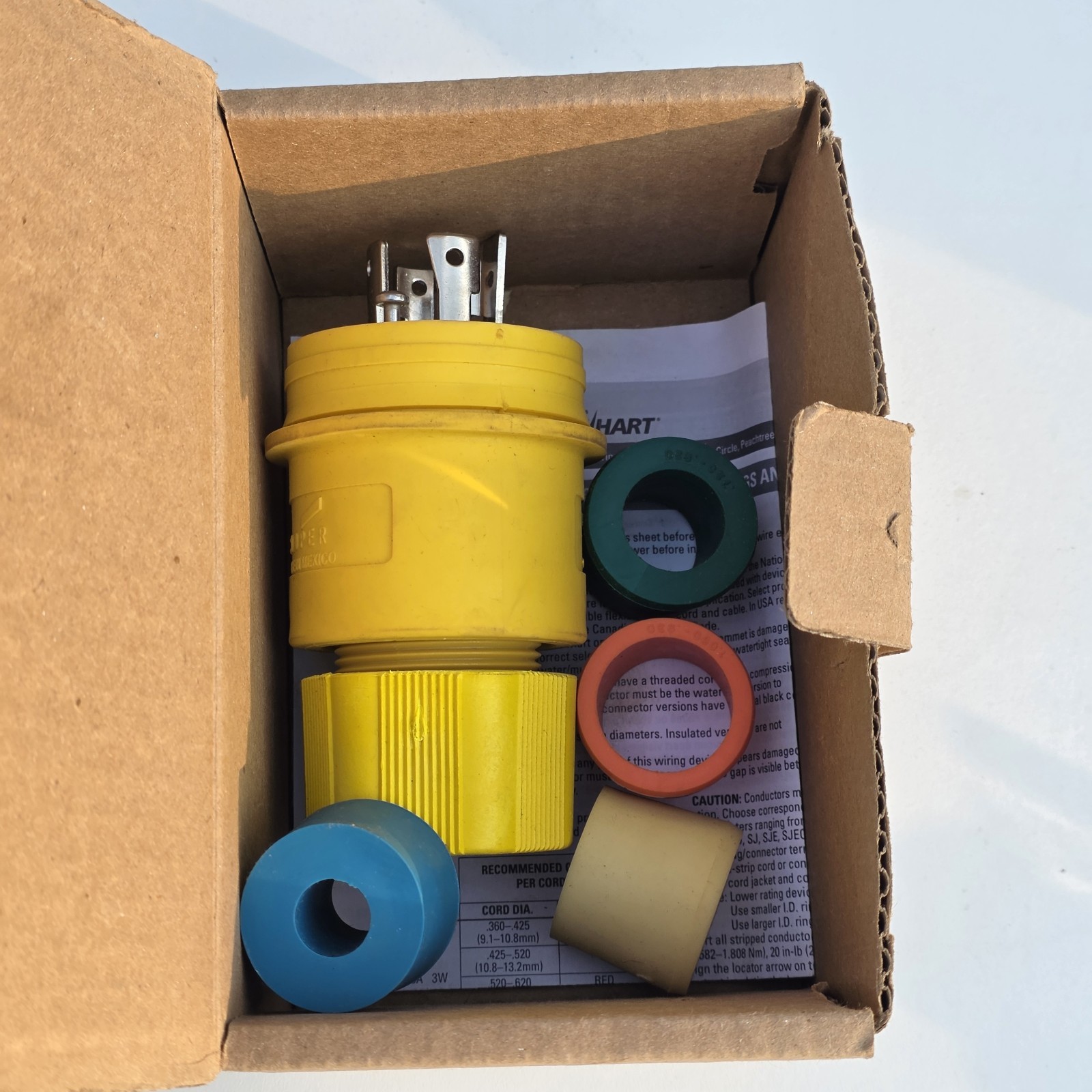 Cooper Arrow Hart L5-30P 30A 125V Twist Lock Plug NEMA L5-30P Yellow New OB