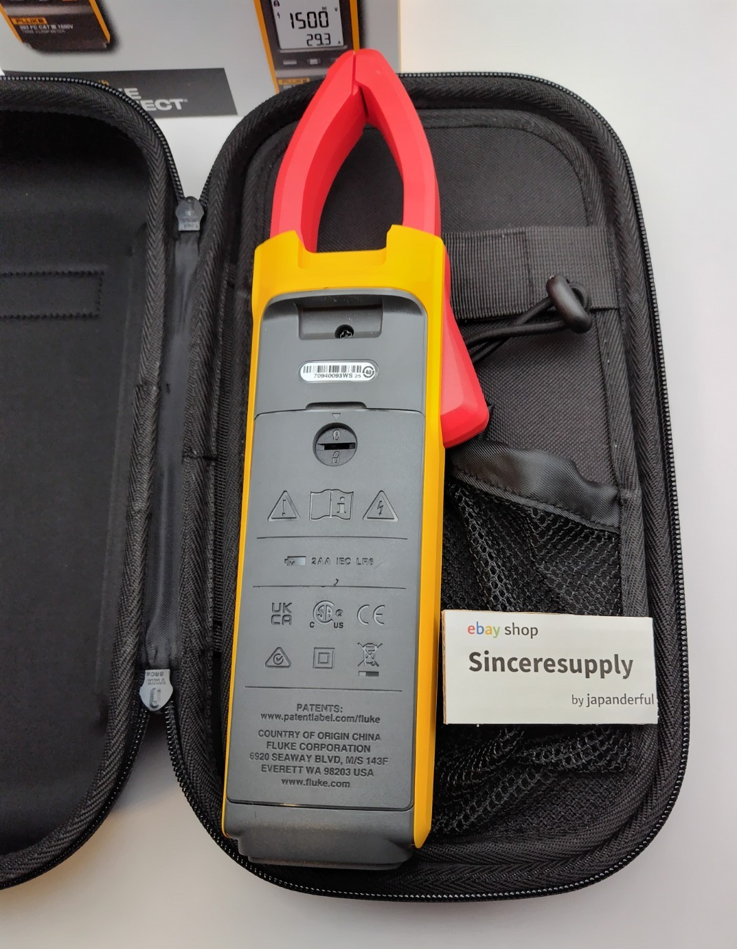 393FC Fluke Wireless Clamp Meter CAT III 1500V IP54 rating From Japan New