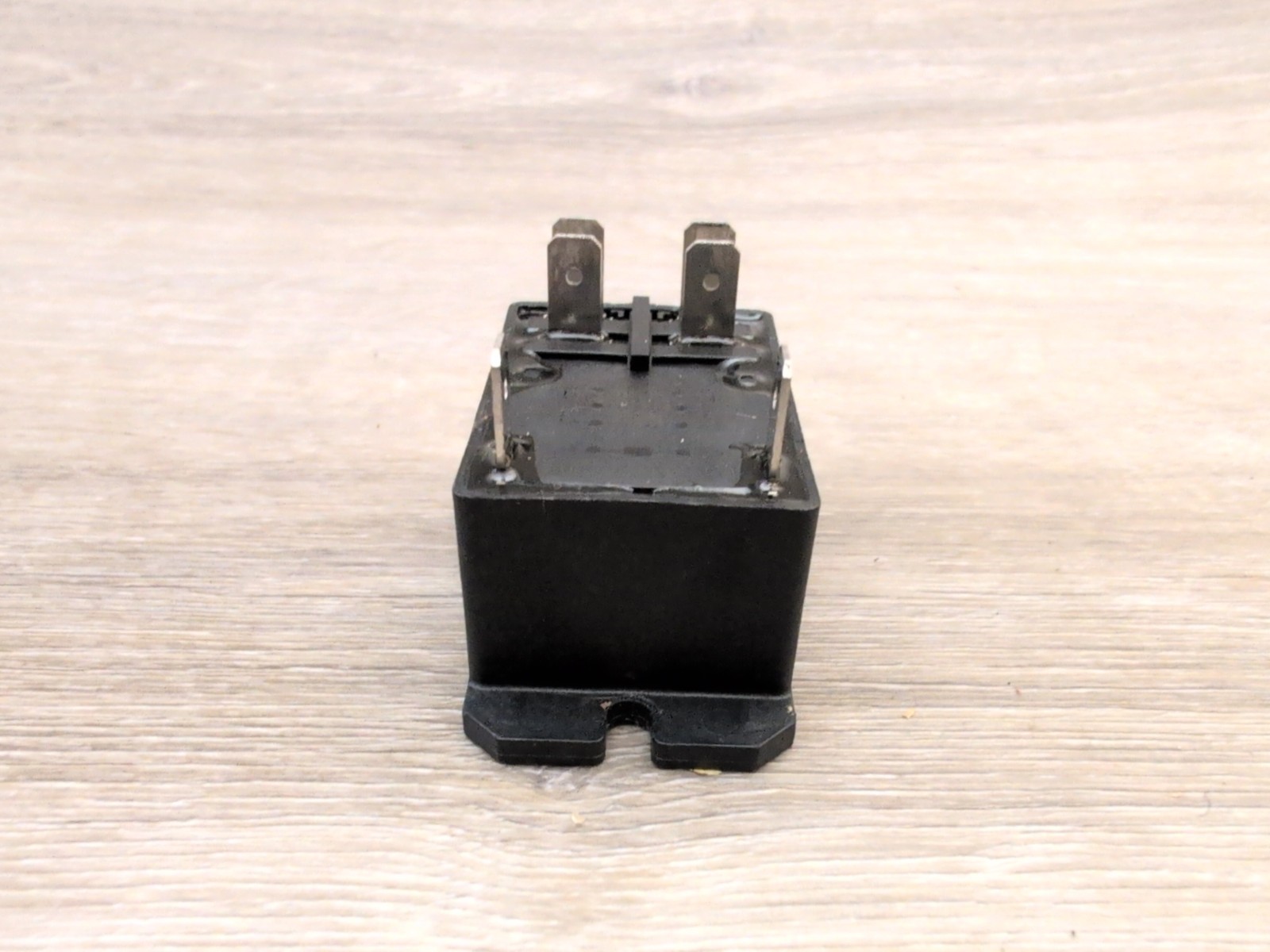 TE/Tyco Power Relay T92P7A22-120 30A DPST 120v 6 pin