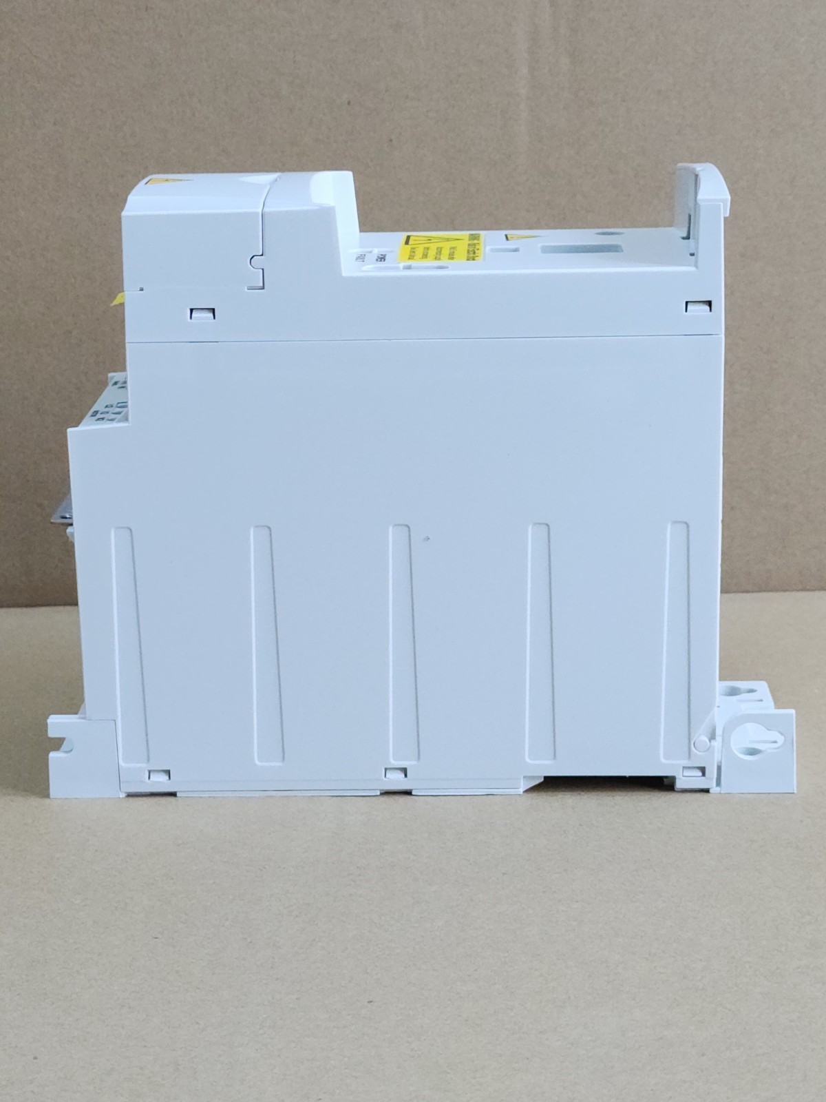 ACS310-03U-09A7-4 ABB ACS310 4KW 440V VFD