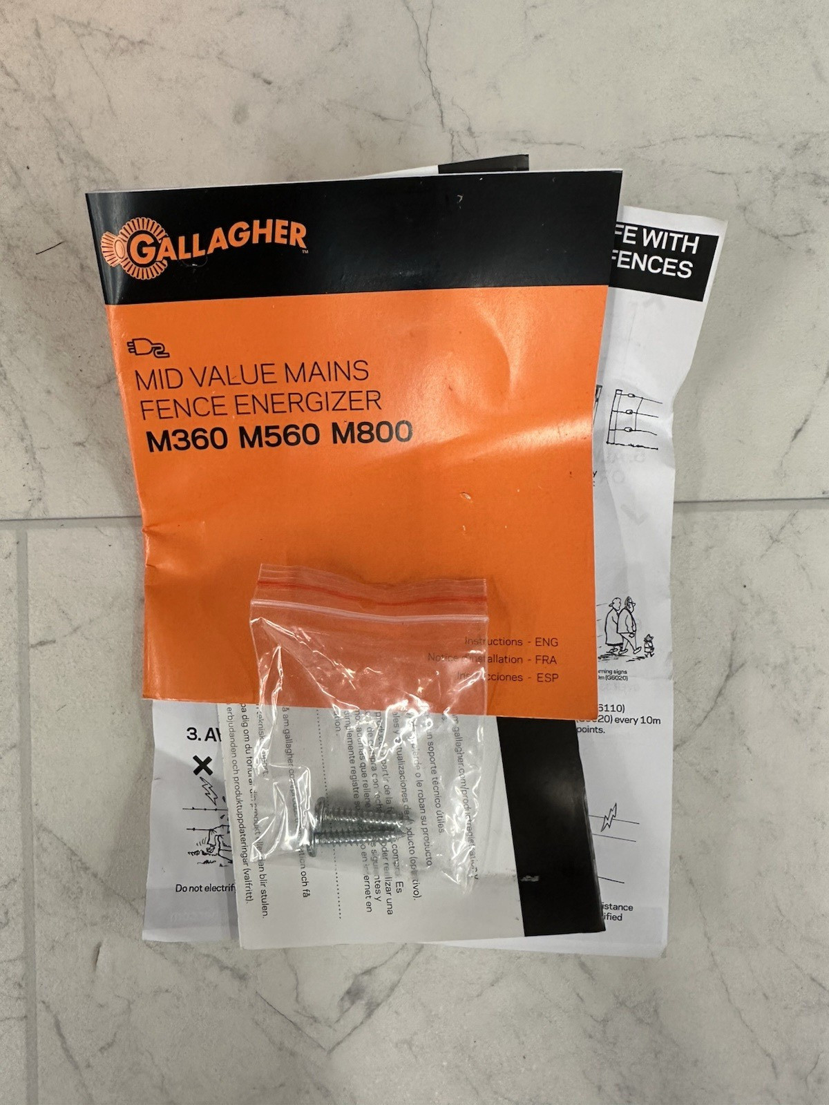 GALLAGHER M800 ELECTRIC FENCE ENERGY NEW IN OPENED BOX