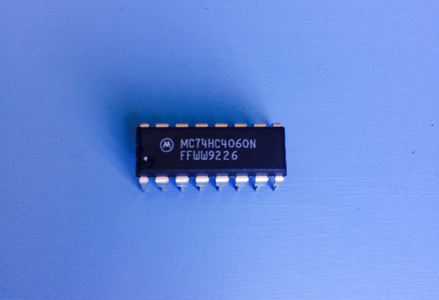 10x MC74HC4060N MOTOROLA IC COUNTER UP 14-BIT BINARY 16 PIN DIP 74HC4060N